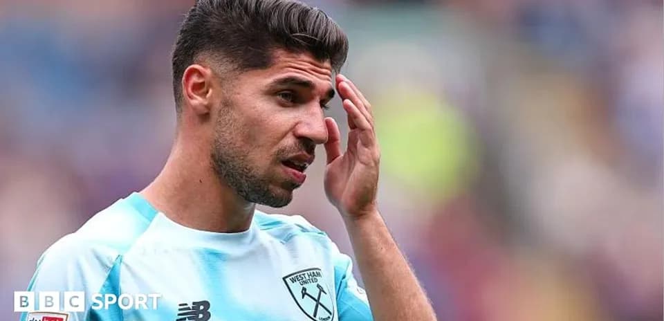 Jugador de West Ham United durante un partido