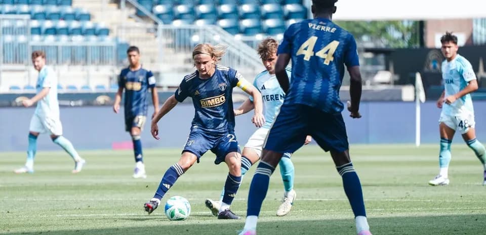 Jugador de Philadelphia Union II en acción