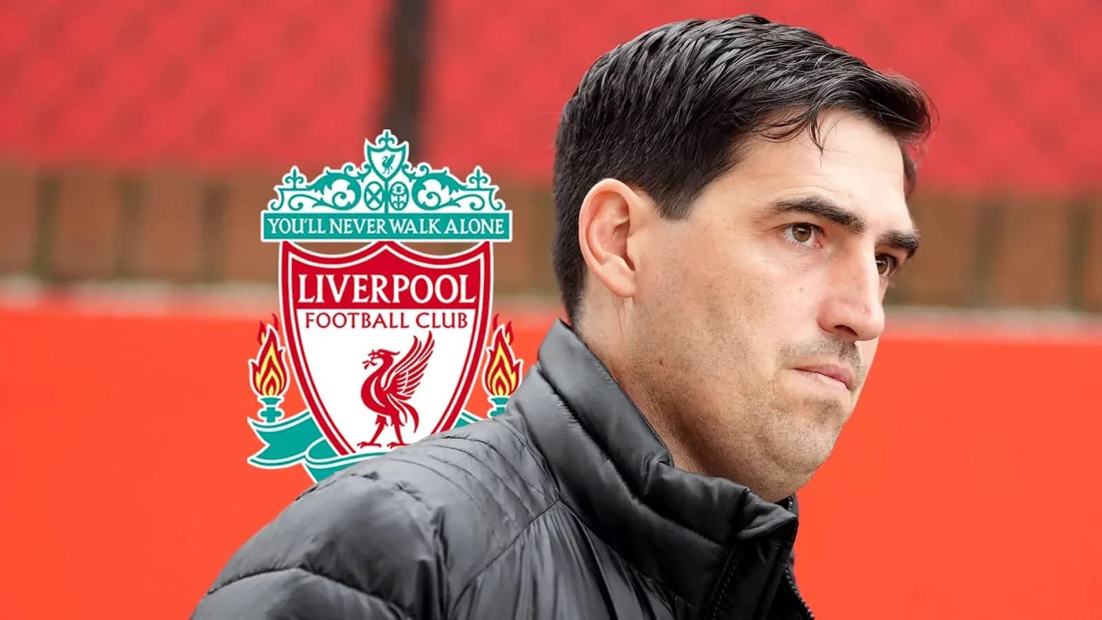 Entrenador de Liverpool con logotipo del club
