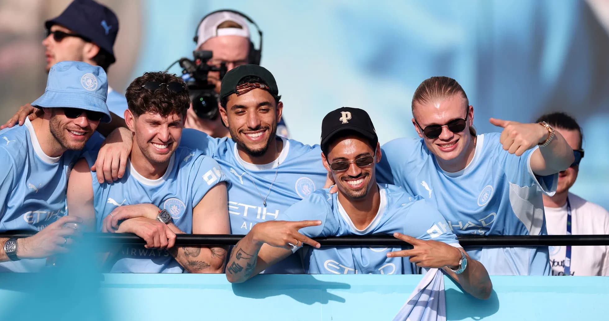 Grupo de aficionados de Manchester City en el estadio