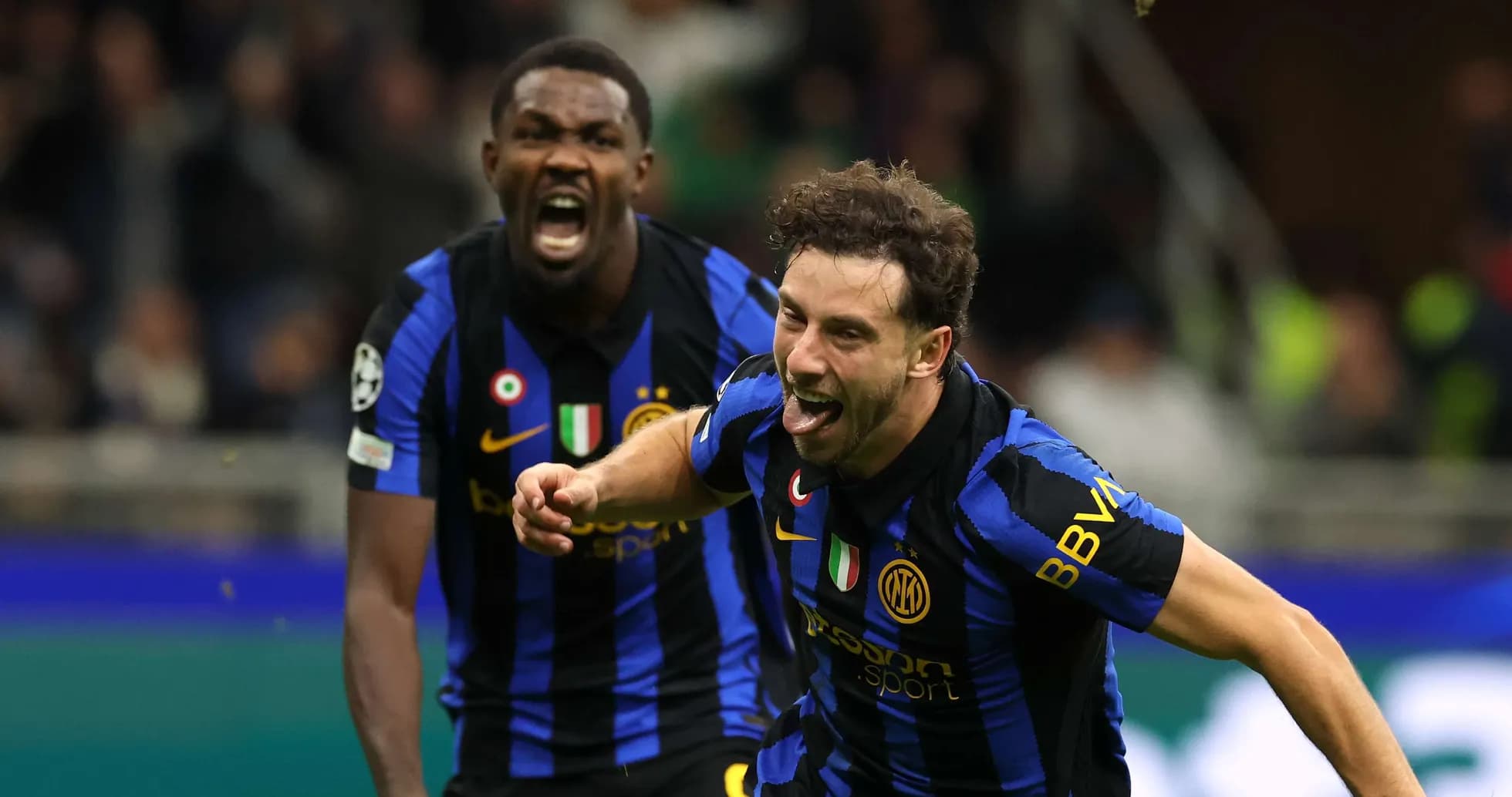 Jugadores de Inter celebrando un gol