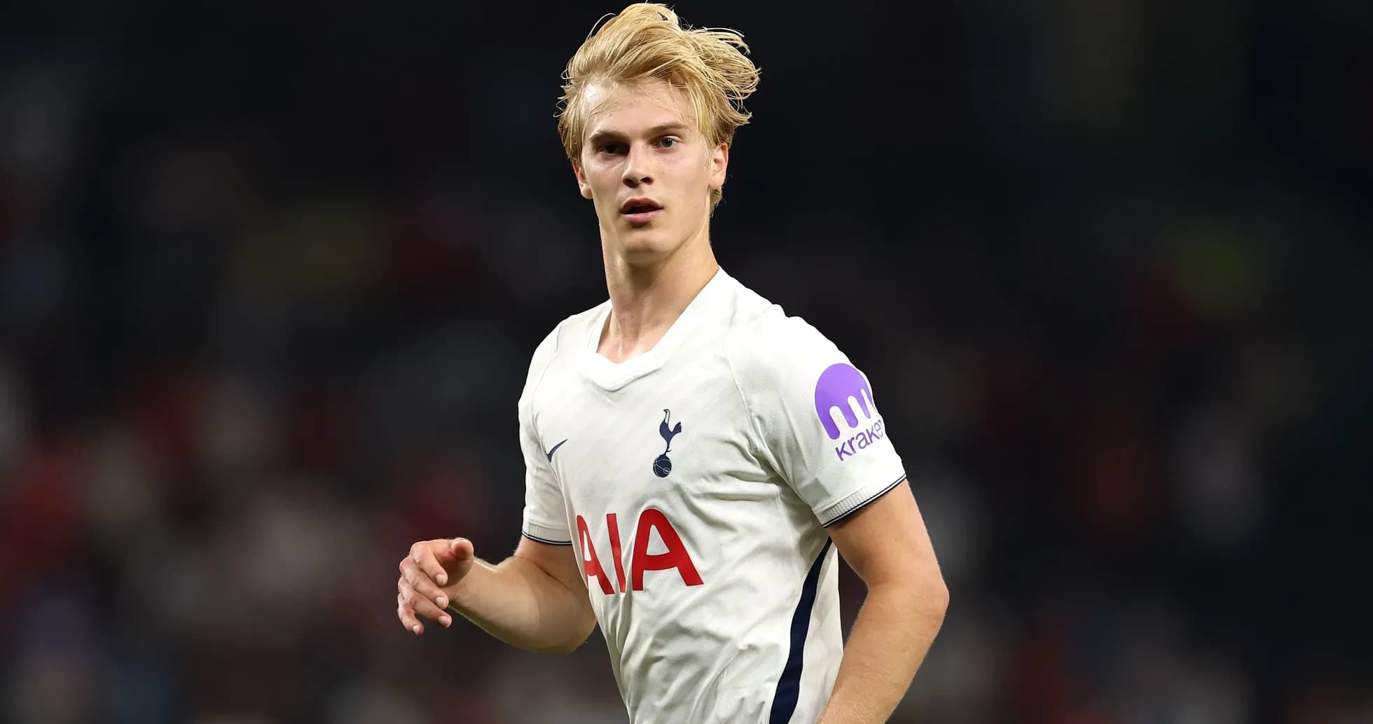 Jugador de Tottenham en acción durante el partido
