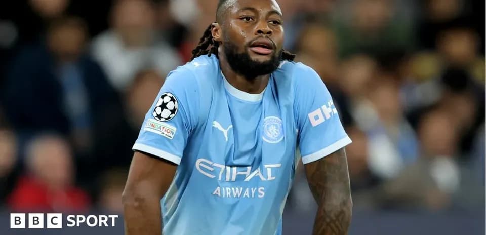 Jugador de Manchester City en acción durante el partido