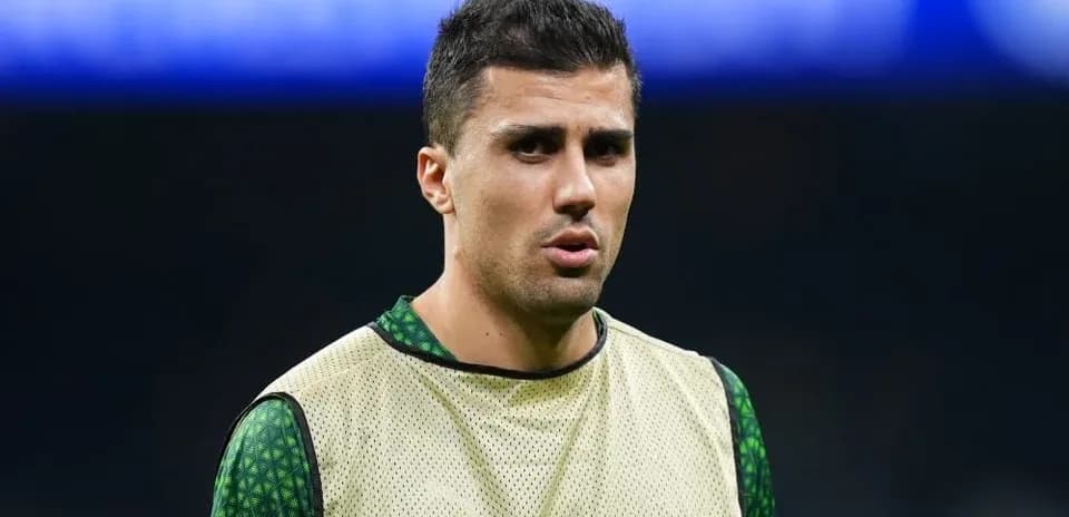 Jugador en uniforme de calentamiento antes del partido