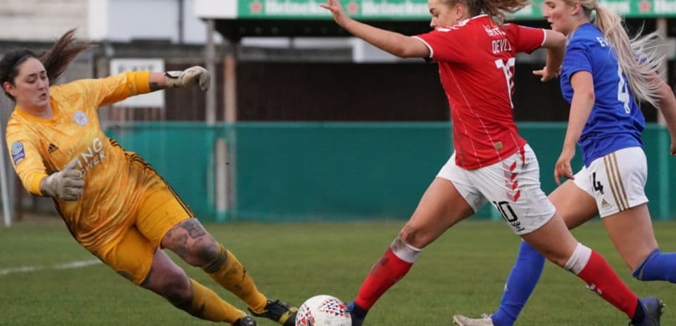 Charlton Athletic W jugando contra Leicester City WFC
