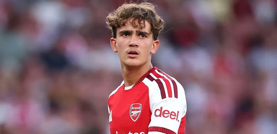 Jugador de Arsenal en el campo durante el partido