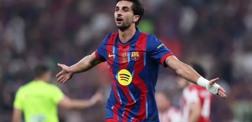 Jugador de Barcelona celebrando un gol en el campo