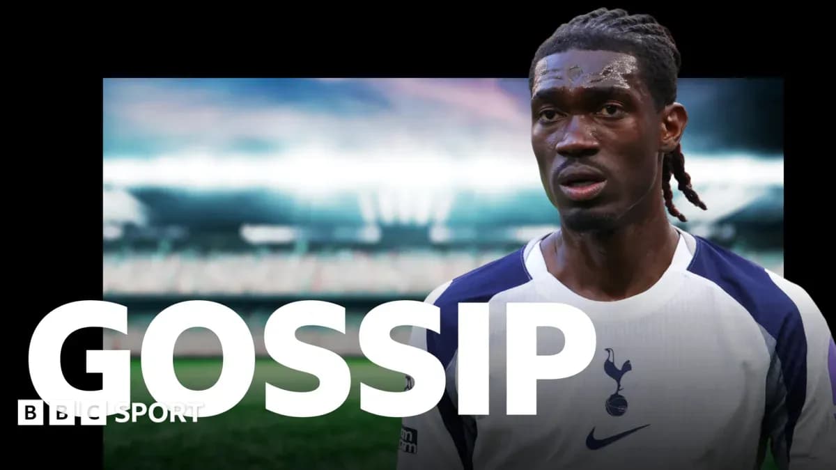 Jugador de Tottenham en campo durante un partido