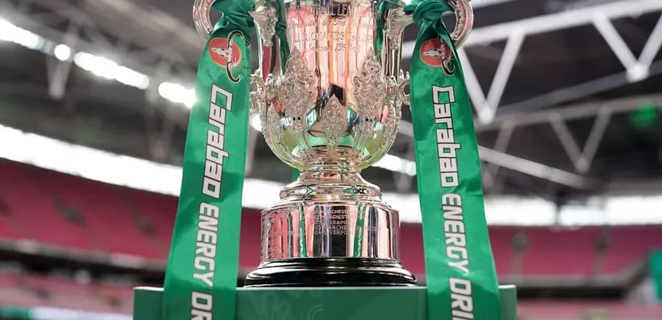 Trofeo de la final de la Carabao Cup en Wembley