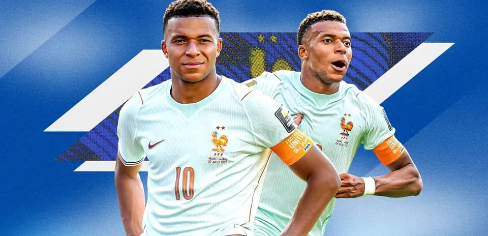 Kylian Mbappé en uniforme de Francia durante el partido