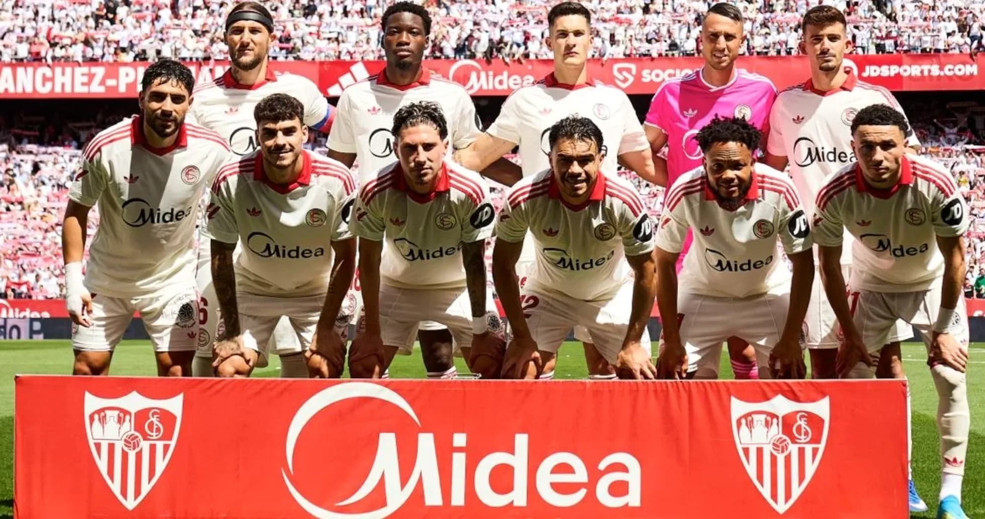 Alineación del Sevilla en el Sánchez-Pizjuán