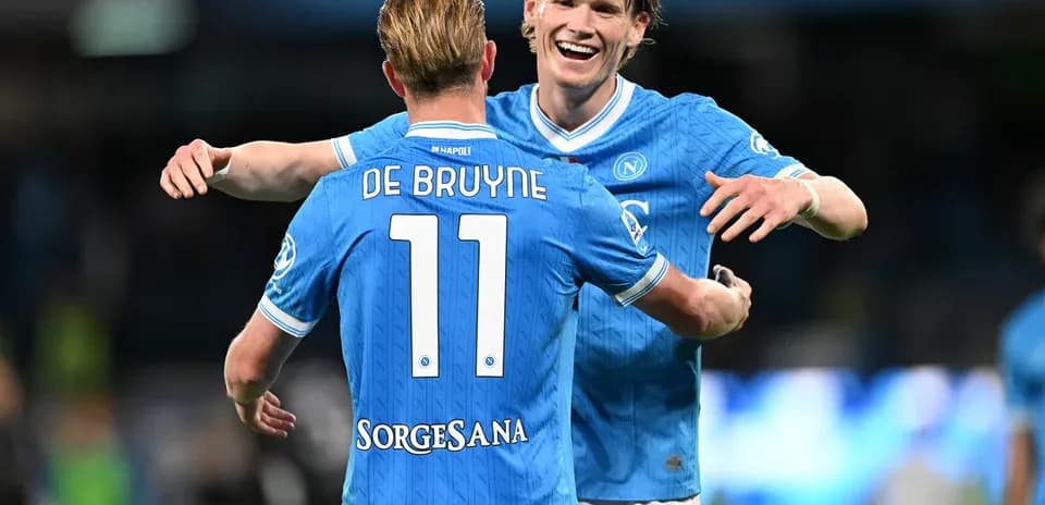 Jugadores de Napoli celebrando un gol