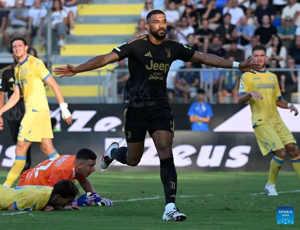 Jugador de Juventus celebrando un gol
