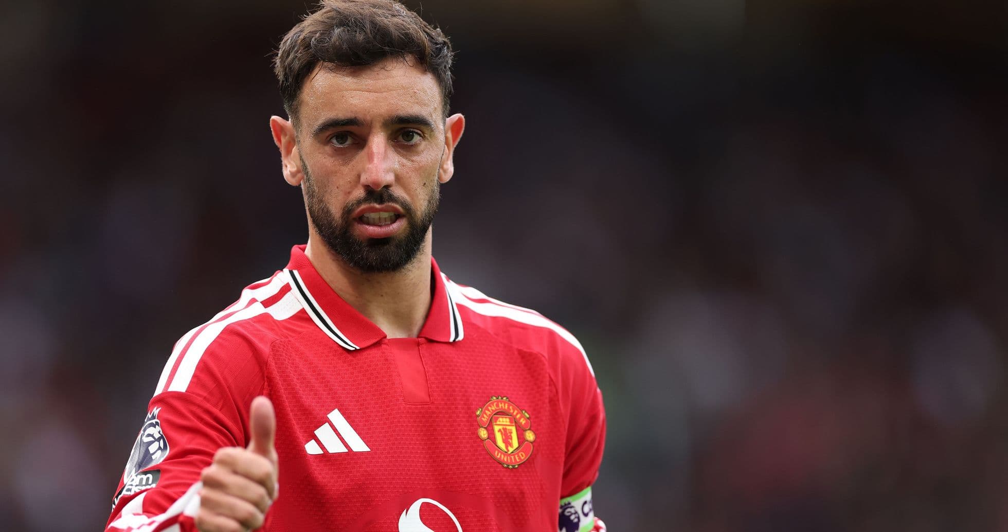 Bruno Fernandes con camiseta del Manchester United