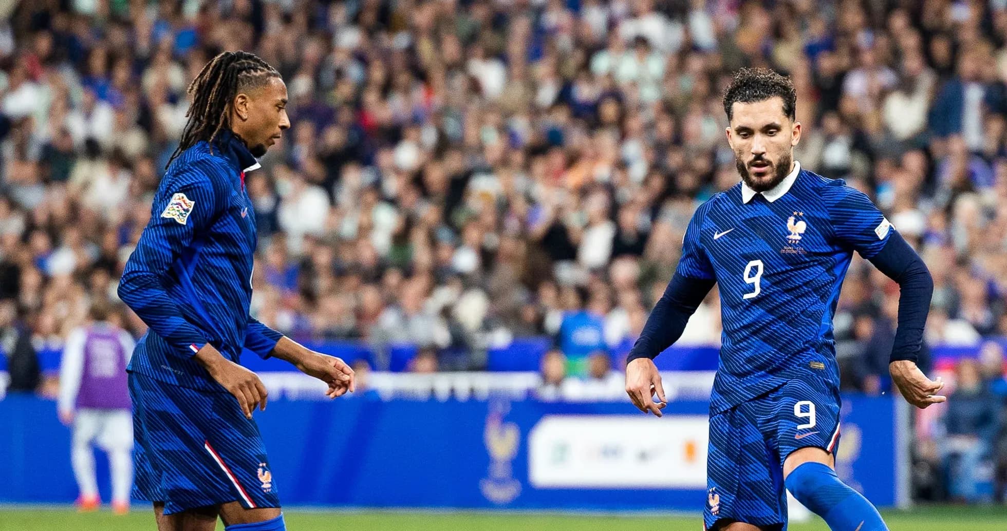 Dos jugadores de Francia en acción durante el partido