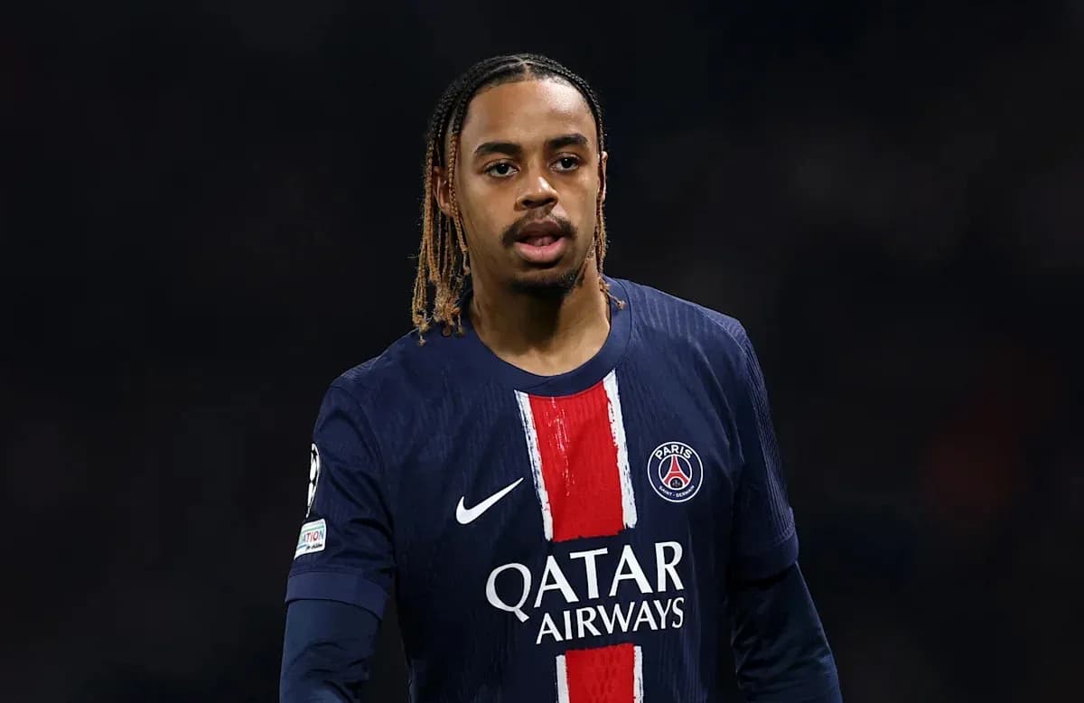 Jugador de PSG en acción durante el partido