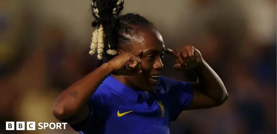 Jugadora de Chelsea celebrando un gol