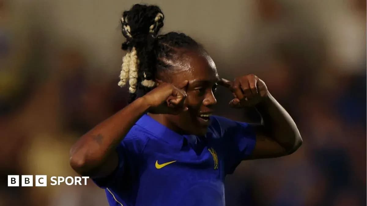 Jugadora de Chelsea celebrando un gol