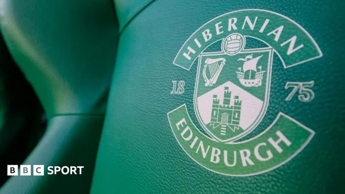 Escudo del club Hibernian de Edimburgo