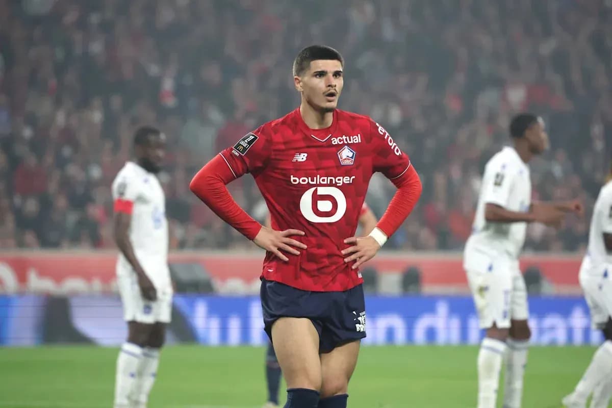 Jugador del Lille en acción durante un partido