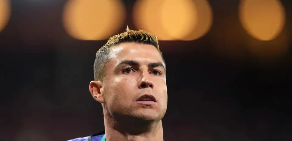 Cristiano Ronaldo en el campo antes del partido