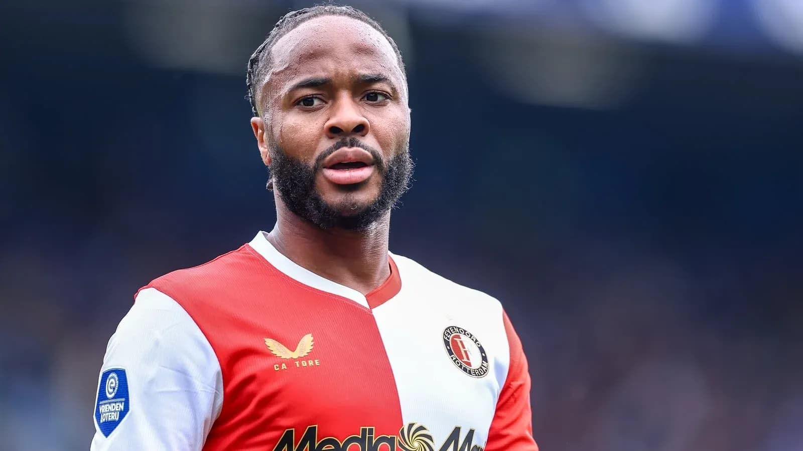 Jugador de Feyenoord en el campo durante partido