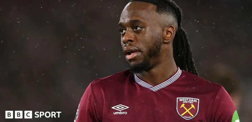Jugador de West Ham United en el campo