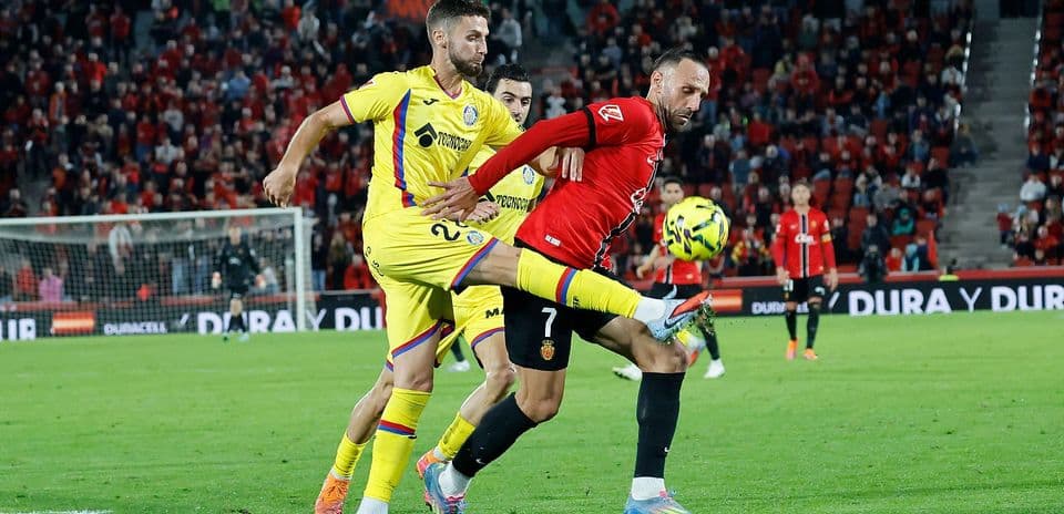 Jugadores de Getafe y Mallorca en acción