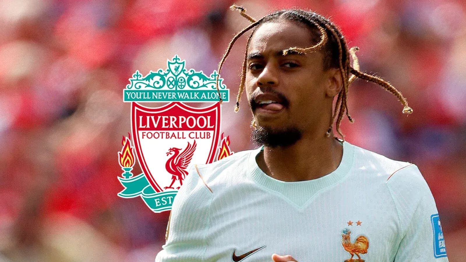 Jugador corriendo con el logo de Liverpool de fondo