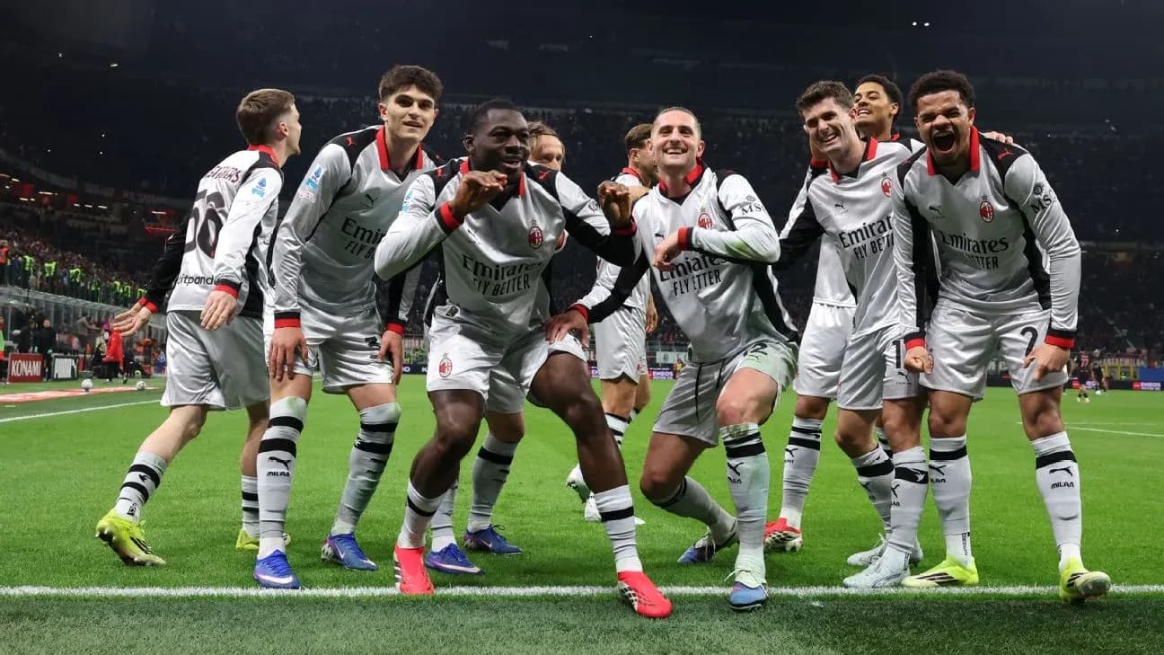 Jugadores de AC Milan celebrando un gol