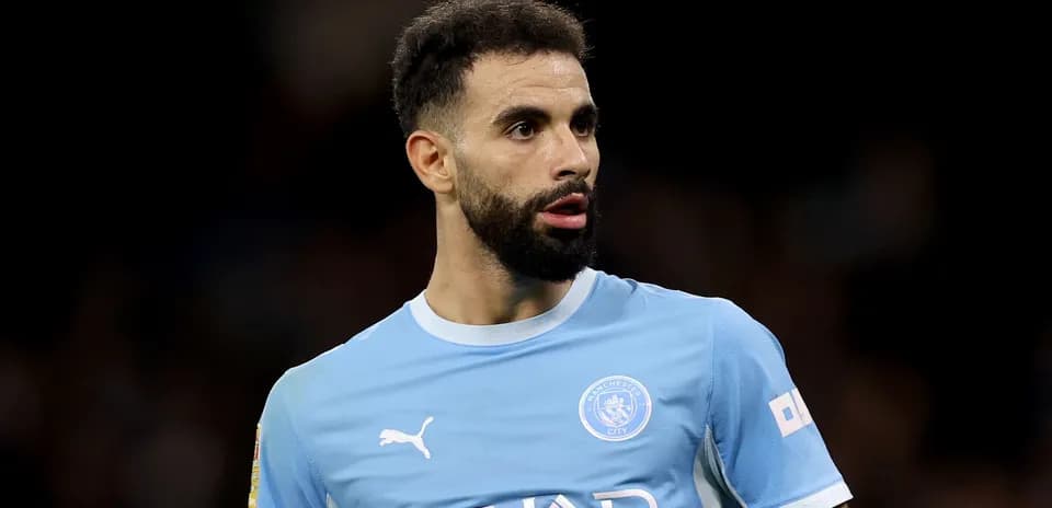 Jugador de Manchester City en acción durante partido
