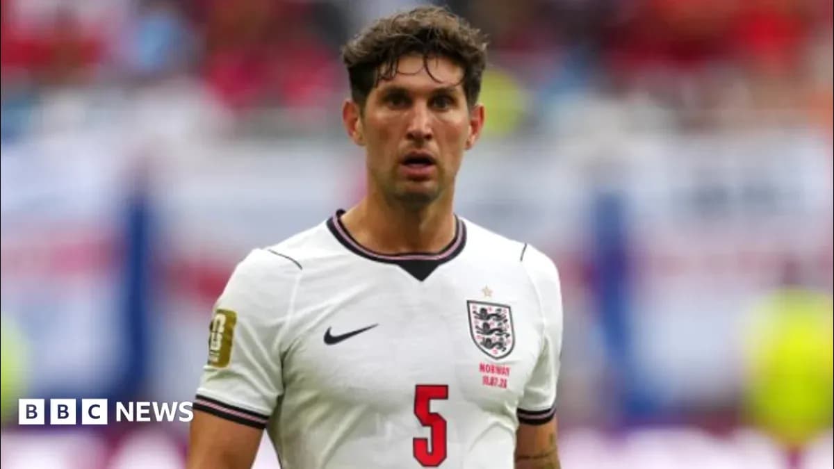 Jugador de Inglaterra en partido de fútbol
