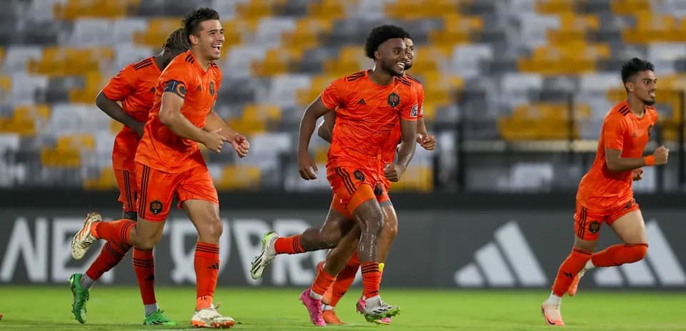 Jugadores de Houston Dynamo celebrando un gol