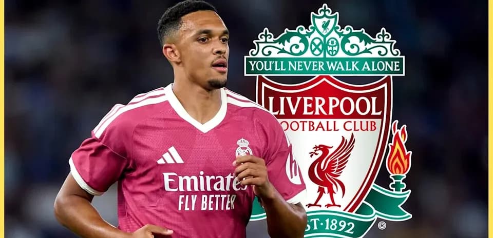 Jugador de fútbol con uniforme en fondo de logo de Liverpool