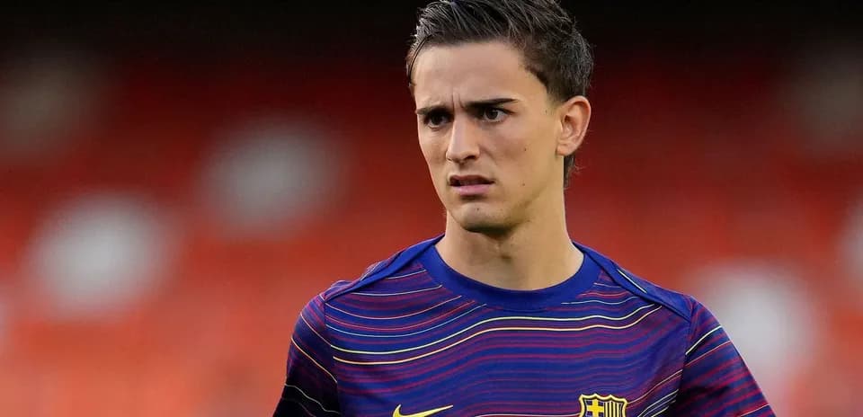 Jugador de fútbol con camiseta del FC Barcelona