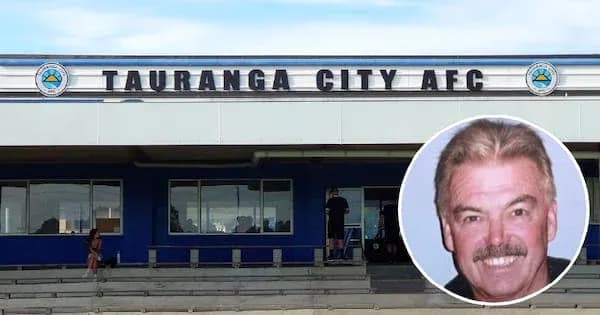 Edificio de Tauranga City AFC con personas cerca