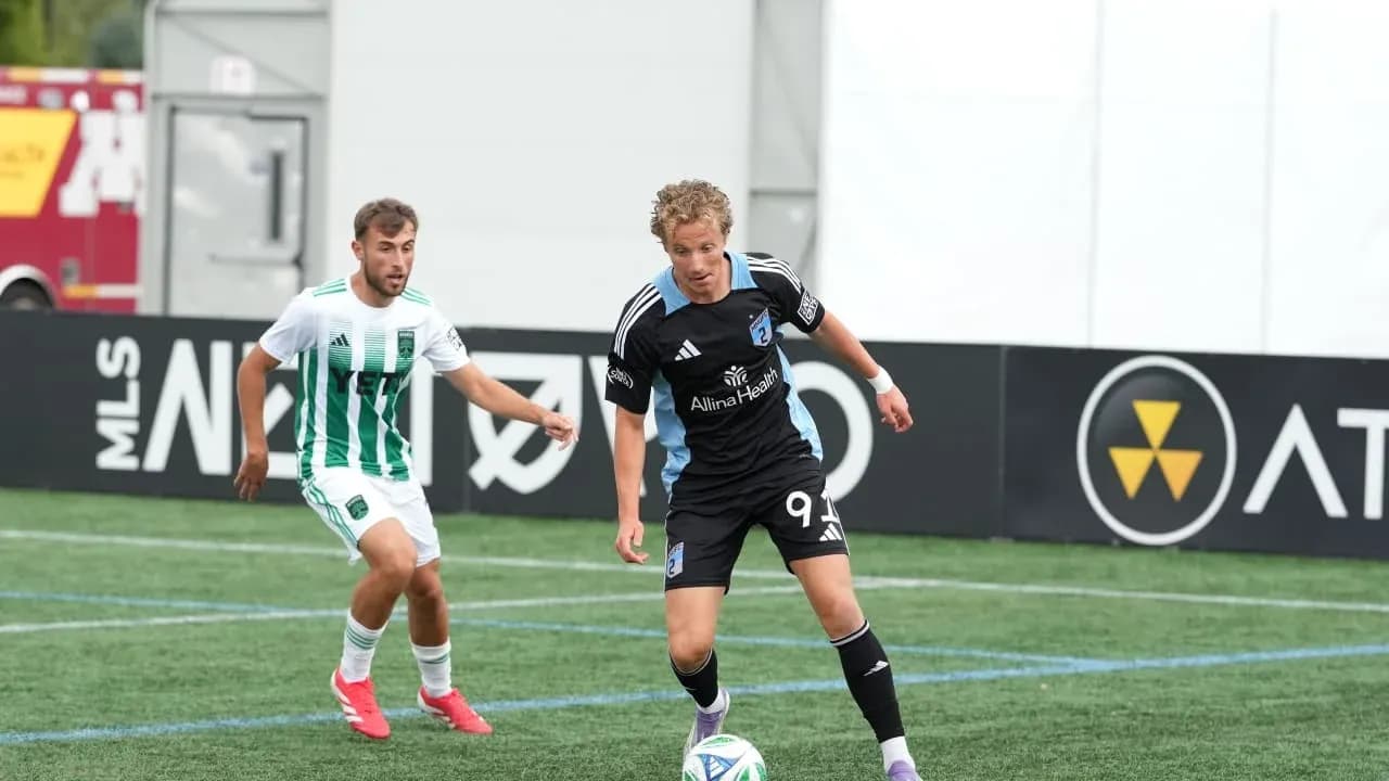 Jugador de Minnesota United II en acción