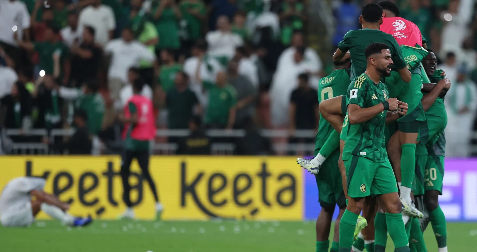 Jugadores de Arabia Saudita celebrando un gol en el partido