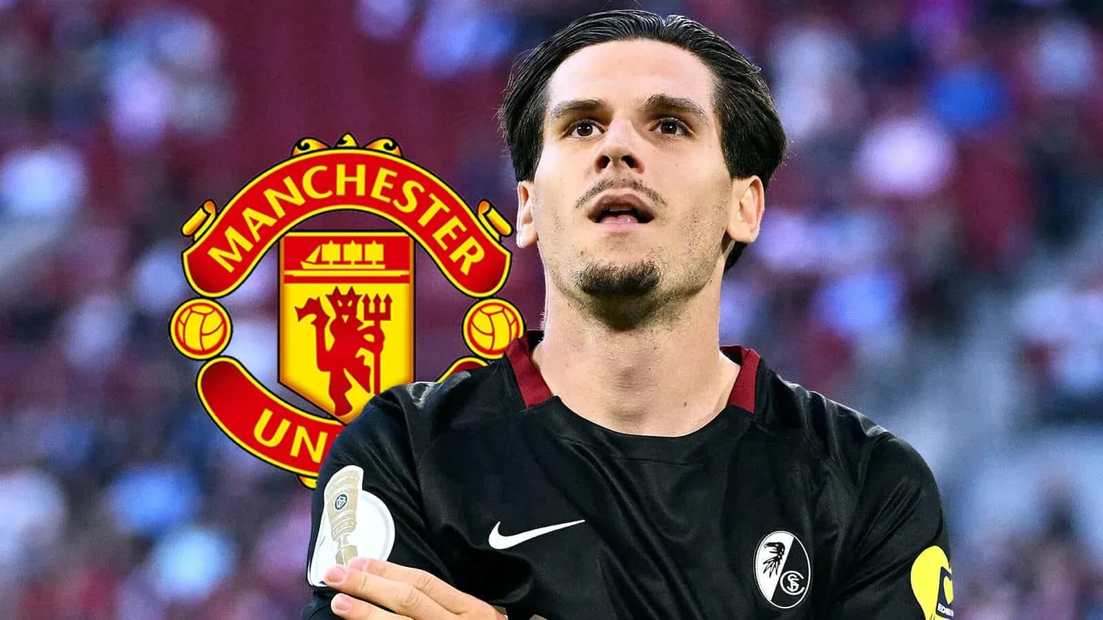 Jugador con camiseta de Freiburg frente al logo de Manchester United