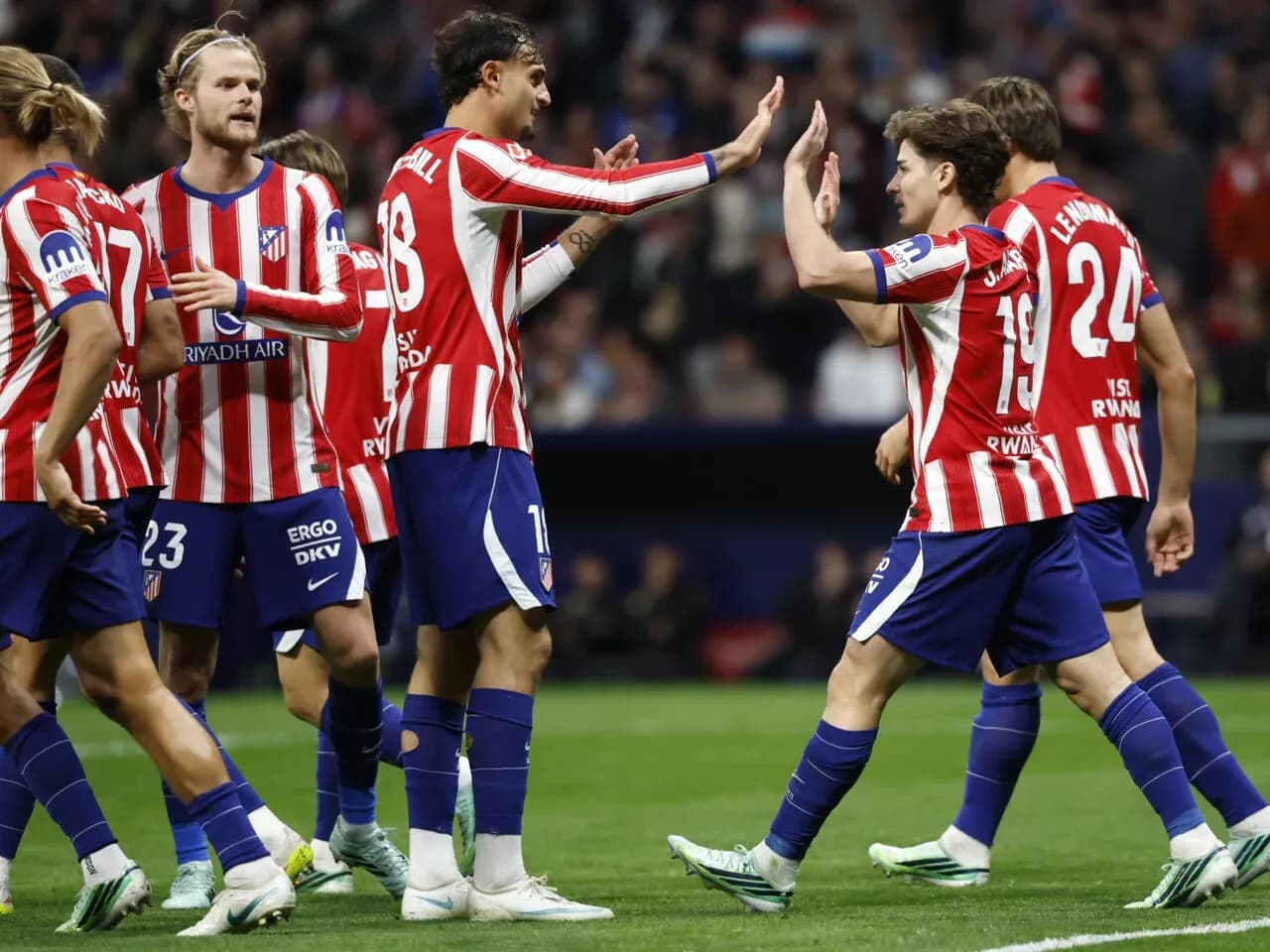 Jugadores del Atlético de Madrid celebrando un gol