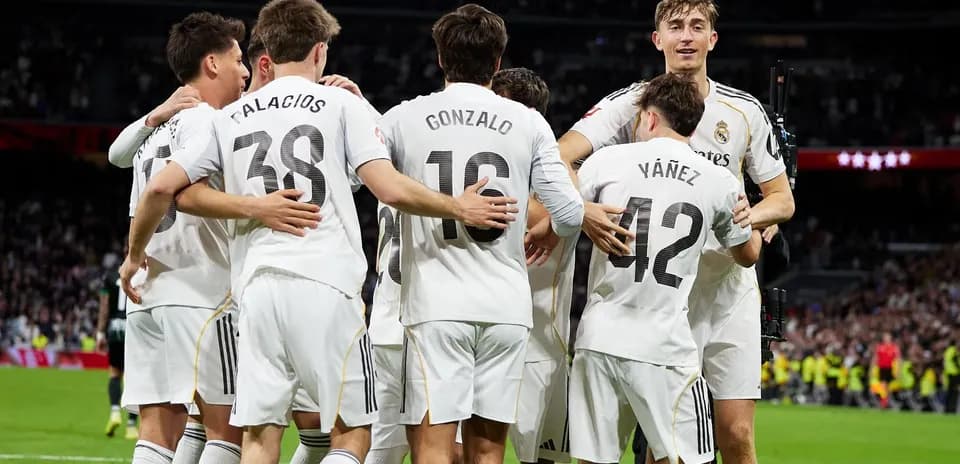 Jugadores del Real Madrid celebrando un gol
