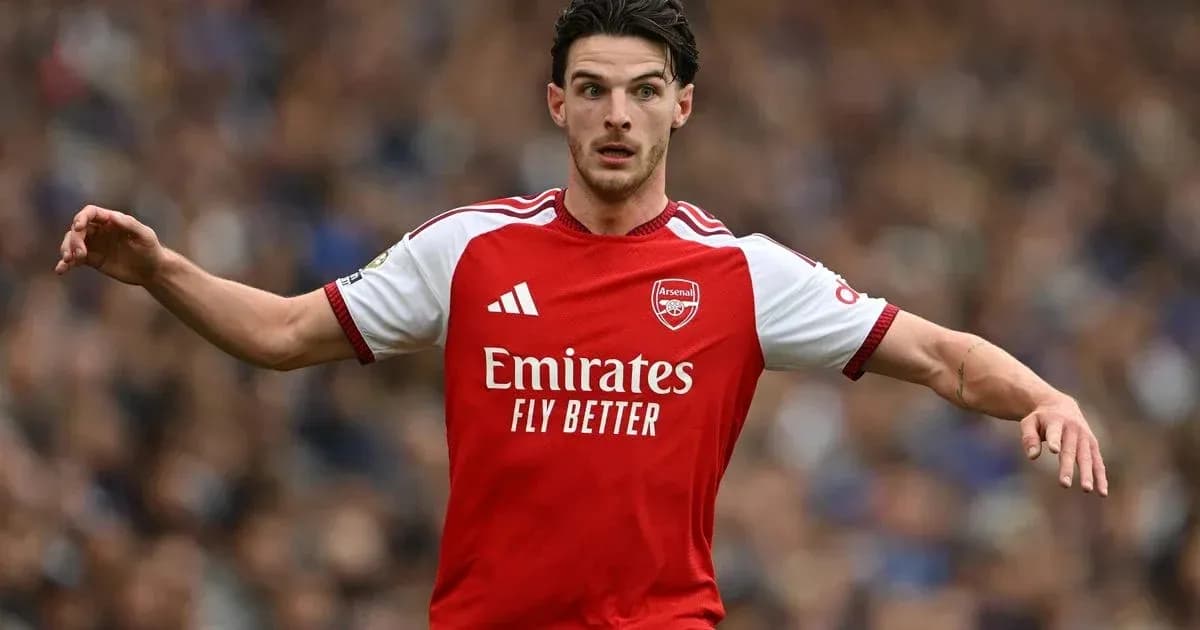 Jugador de Arsenal en acción durante un partido Jugador de Arsenal en acción durante un partido