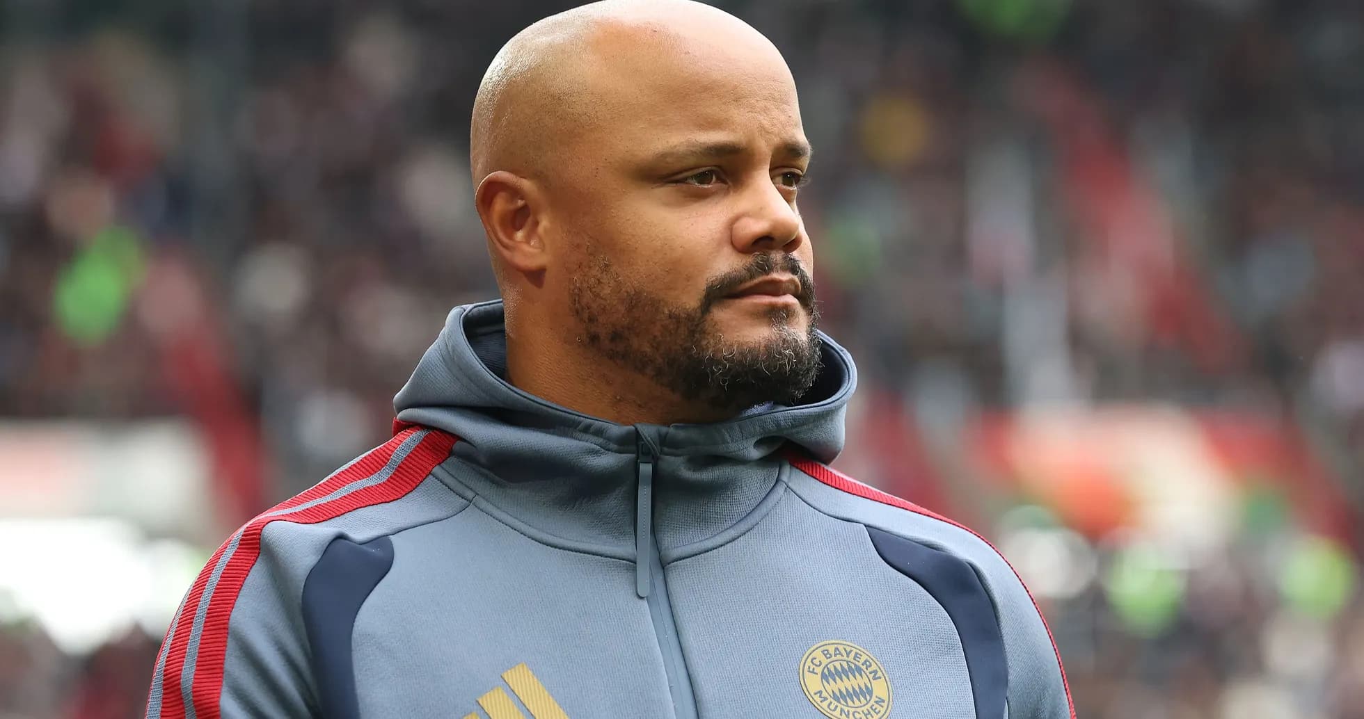 Entrenador de FC Bayern Múnich en el campo