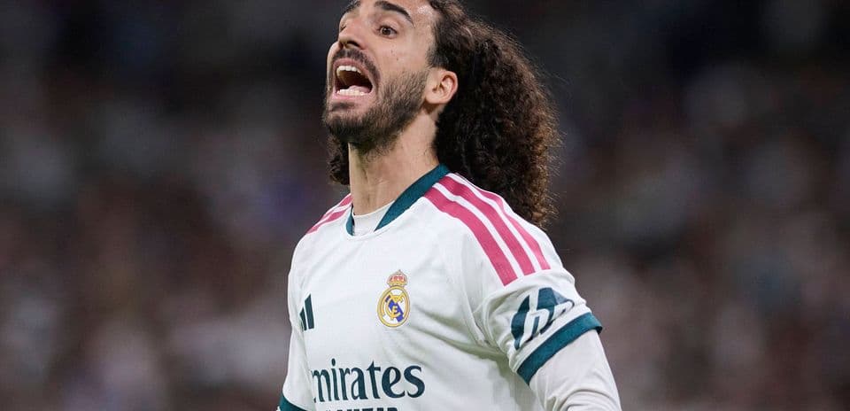 Marc Cucurella estalla contra el árbitro tras la expulsión de Vinicius Jr en victoria ajustada del Real Madrid ante Villarreal