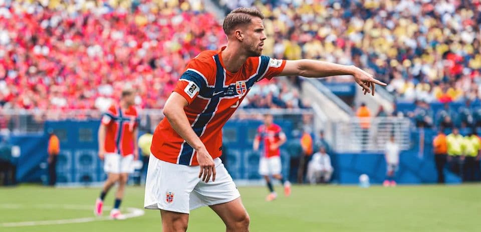 Duelo decisivo entre Ajer y Kane en el cuartos de final de la Copa del Mundo entre Noruega e Inglaterra