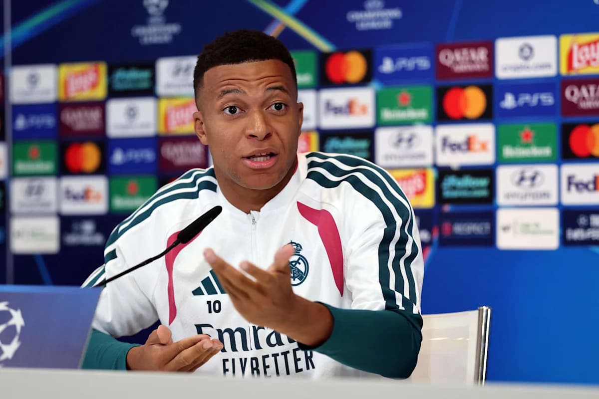 Kylian Mbappé responde a comparación con Dembélé y Raphinha antes del debut en Champions League