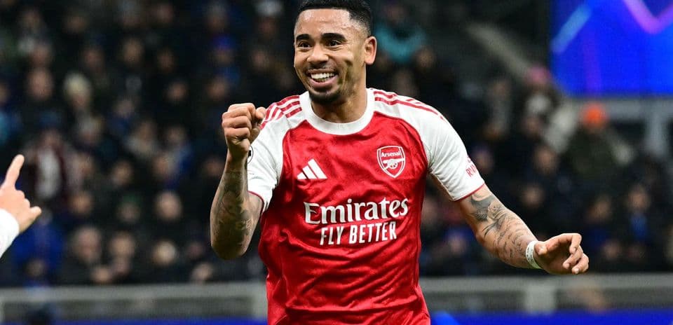 Hansi Flick sorprendido por la llegada de Gabriel Jesus al Barcelona por solo 10 millones de euros