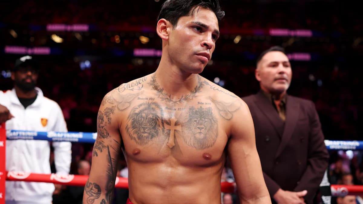 Oscar De La Hoya cuestiona que Ryan Garcia se una a Dana White tras finalizar su contrato actual