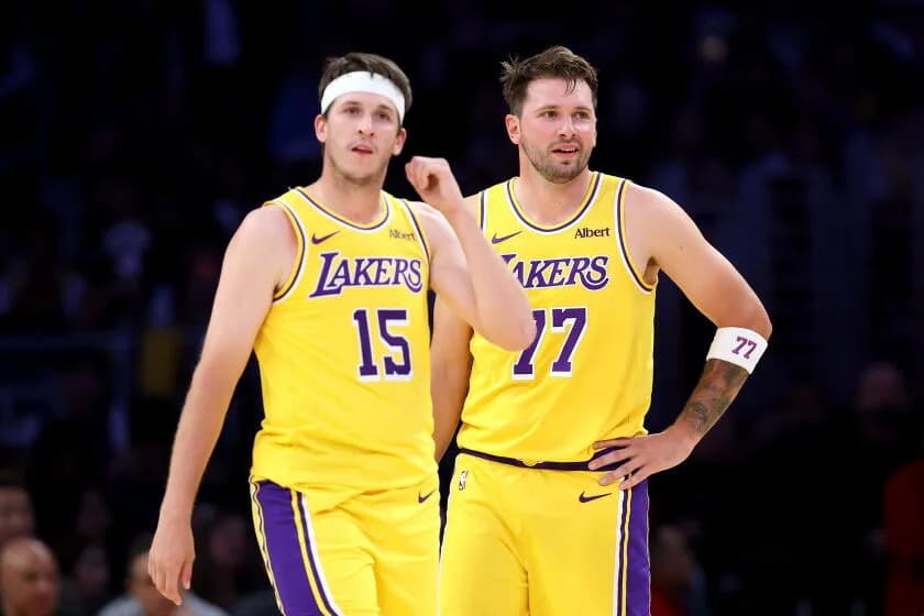Luka Doncic y Austin Reaves demuestran su conexión en victoria de pretemporada de Lakers
