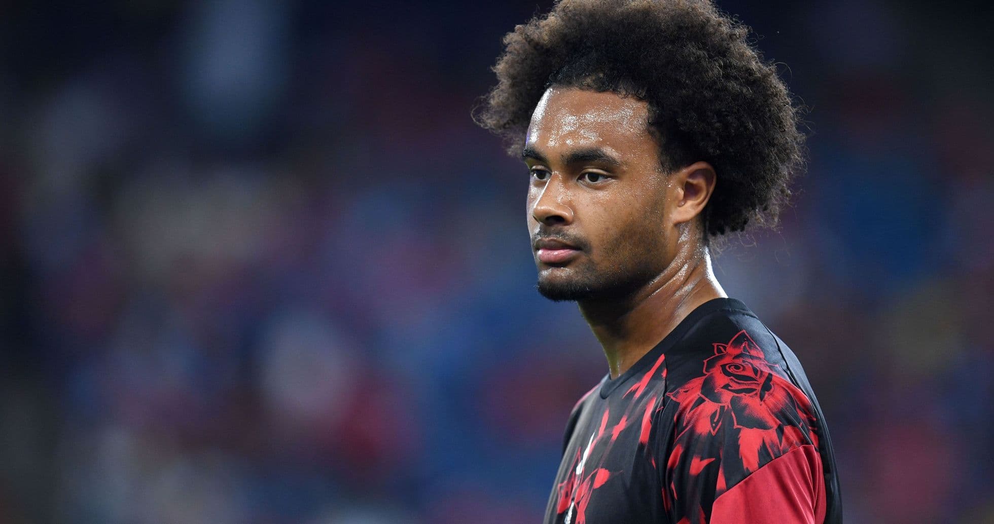 Everton intenta fichar a Joshua Zirkzee en el último día del mercado tras caer la opción Balogun